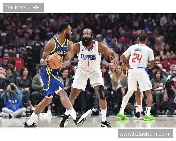 快船发布对阵勇士赢球海报季前赛以一场胜利收官!